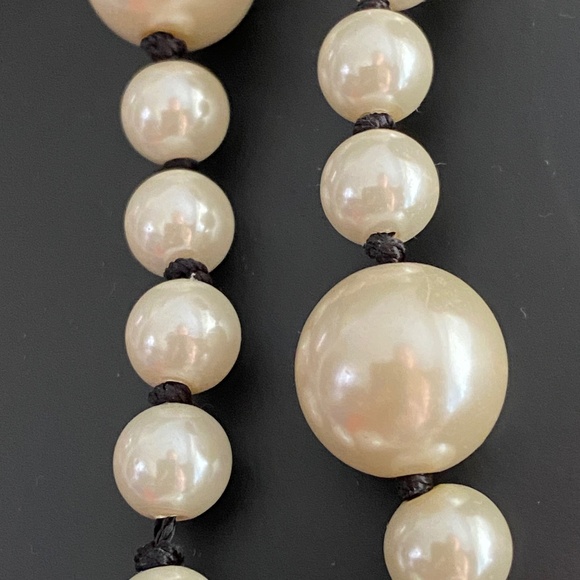 Jacob Multi-Strand Faux Cream Pearl Necklace Graduated Statement Silver Tone Ext - Picture 3 of 14